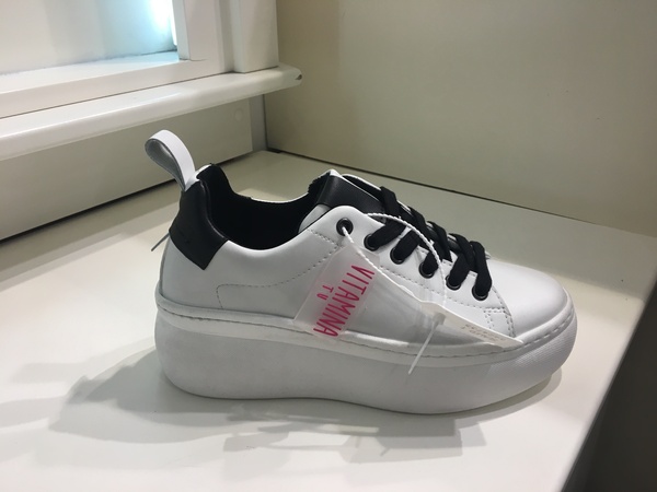 VITAMINA TU. Sneaker in pelle. Zeppa alta cm 5.